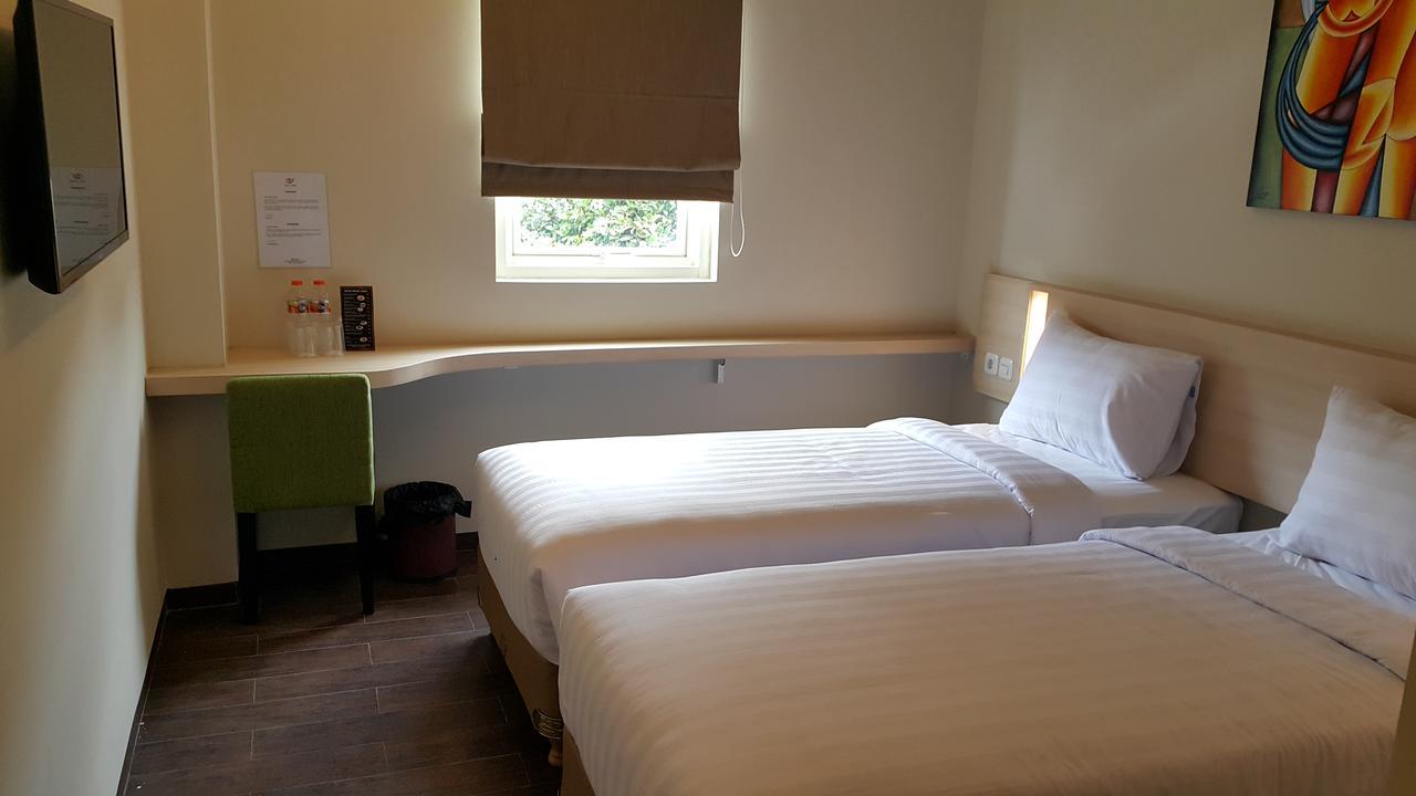 Biz Hotel City Center Ambon Εξωτερικό φωτογραφία