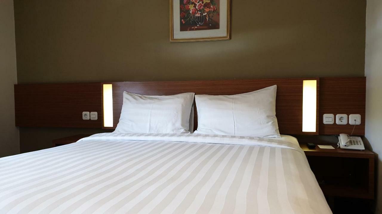 Biz Hotel City Center Ambon Εξωτερικό φωτογραφία